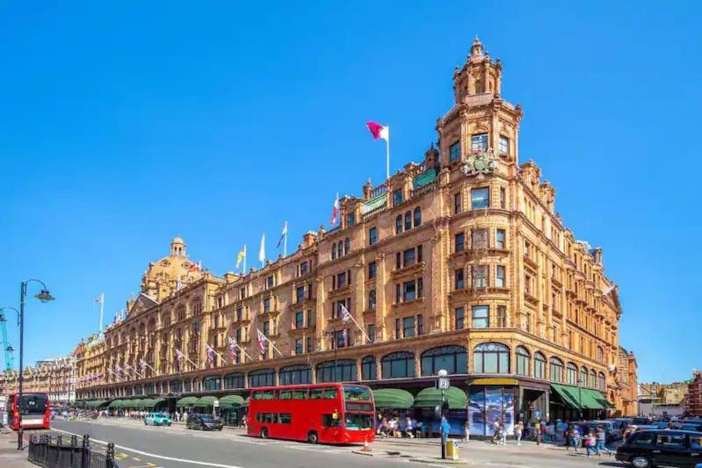 Appartamento Harrods 2 Bed Lux Flat W/Patio Londra Esterno foto