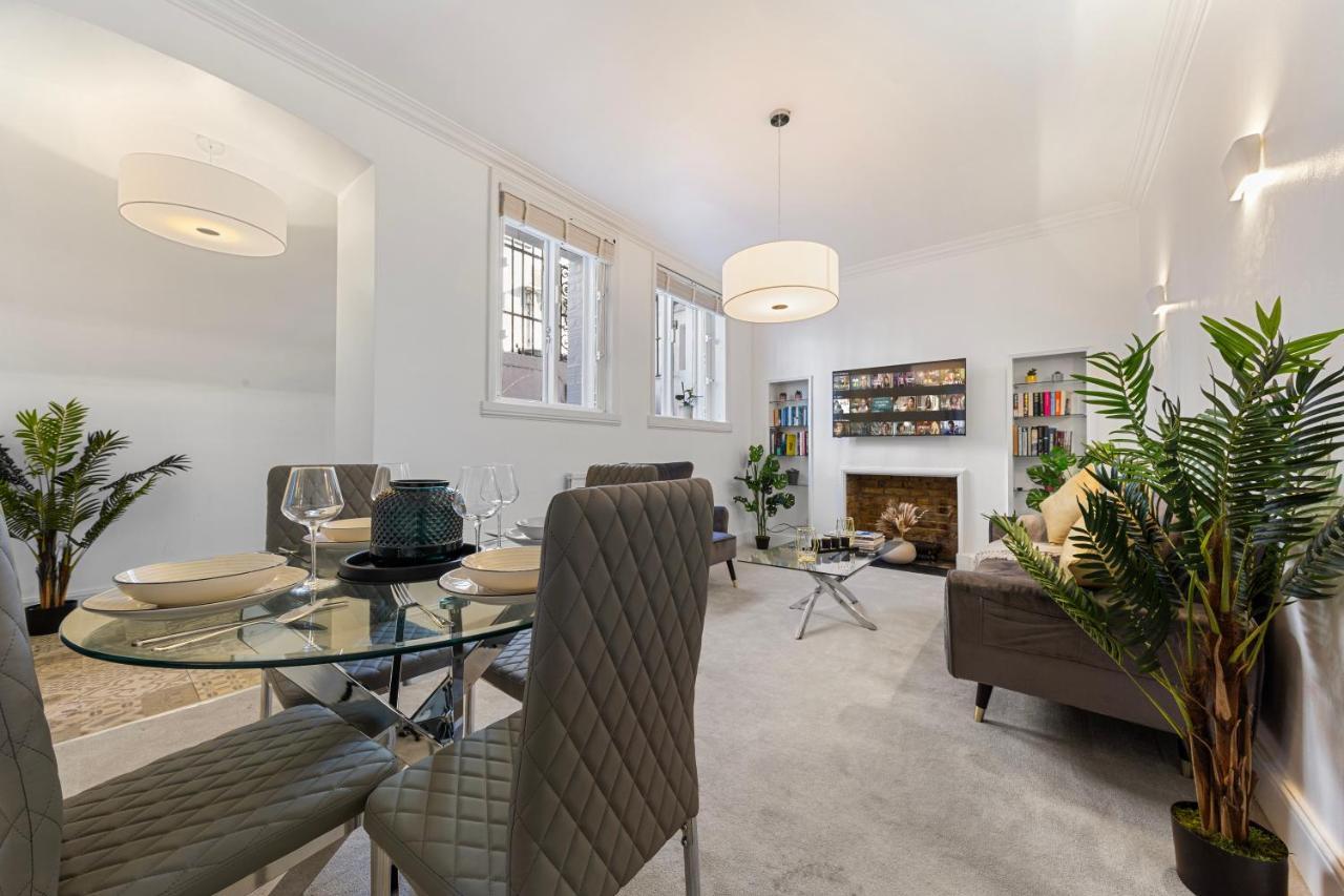 Appartamento Harrods 2 Bed Lux Flat W/Patio Londra Esterno foto